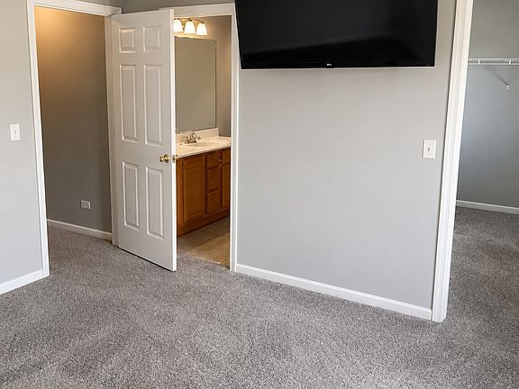 4th image of 2303 Hudson Cir