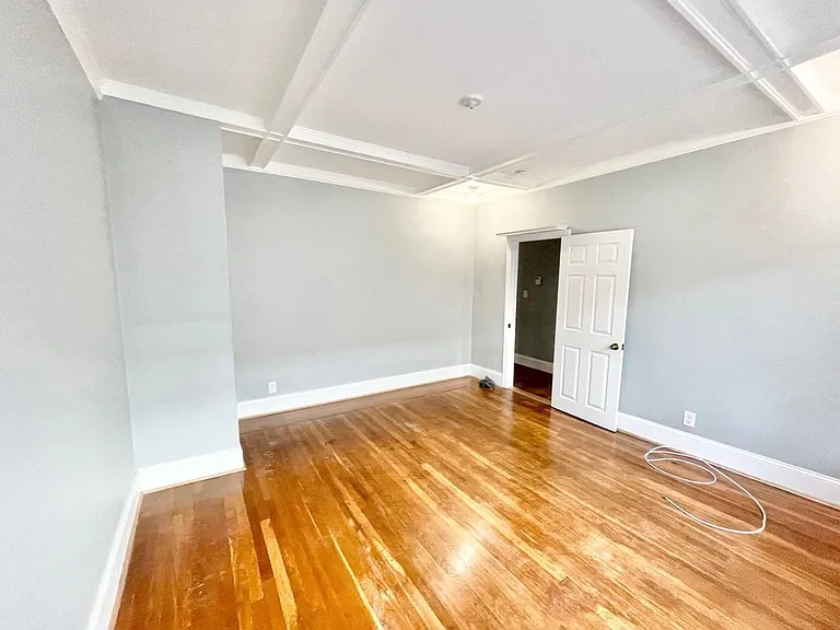 37 Hamilton St #2 — Photo 18