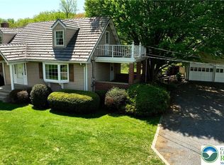 2752 Easton Rd, Hellertown, PA 18055