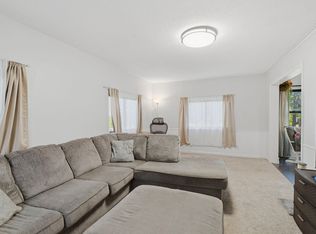 717 Forest St, Kenyon, MN 55946