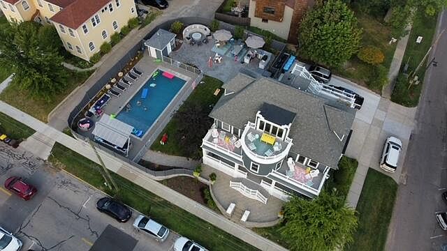 1st image of 56 N Shore Dr N