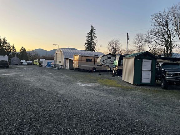 5th image of 43462 Lumsden Rd