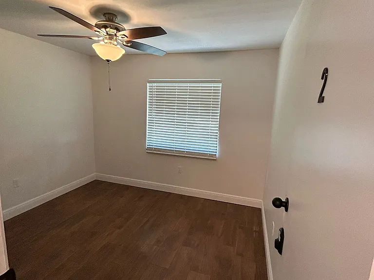 7334 Filbert Ln — Photo 17