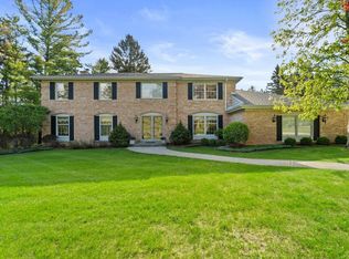 9840 N Otto ROAD, Mequon, WI 53092