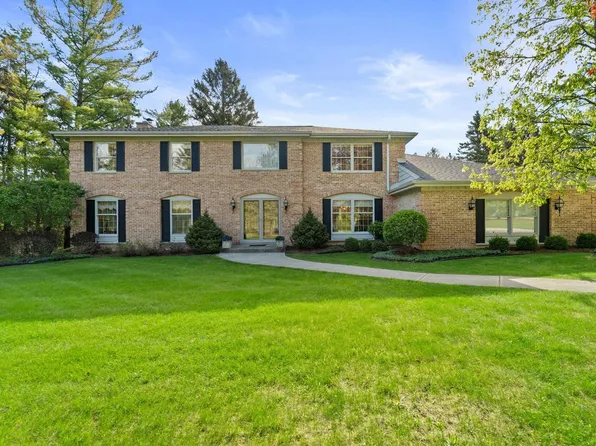 9840 N Otto ROAD, Mequon, WI 53092