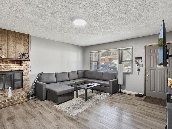 4th image of 1304 S Little St