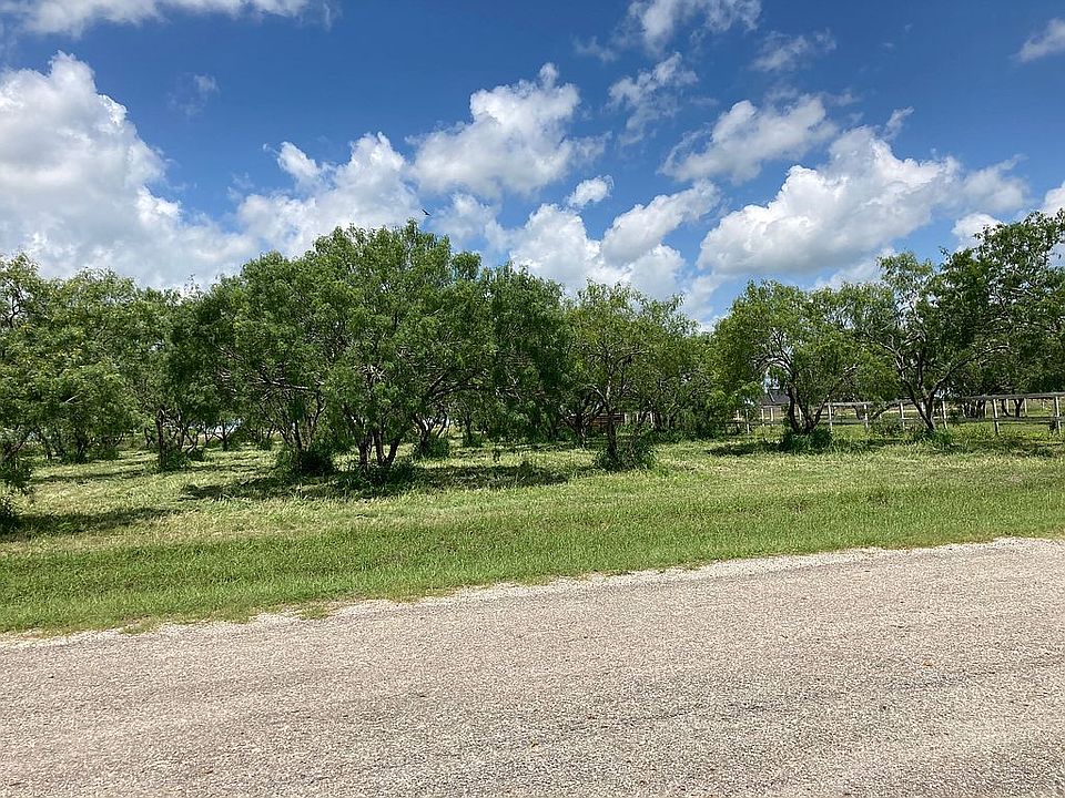 2nd image of 1961 Bernice Dr