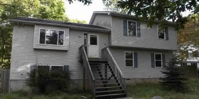 117 Cromwell Cir photo 1