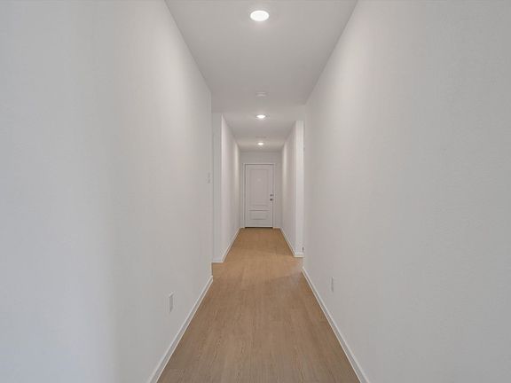 5th image of 3710 Oleander Pl