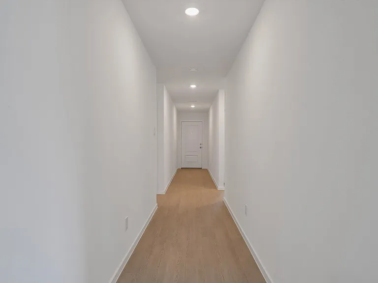 3710 Oleander Pl — Photo 5