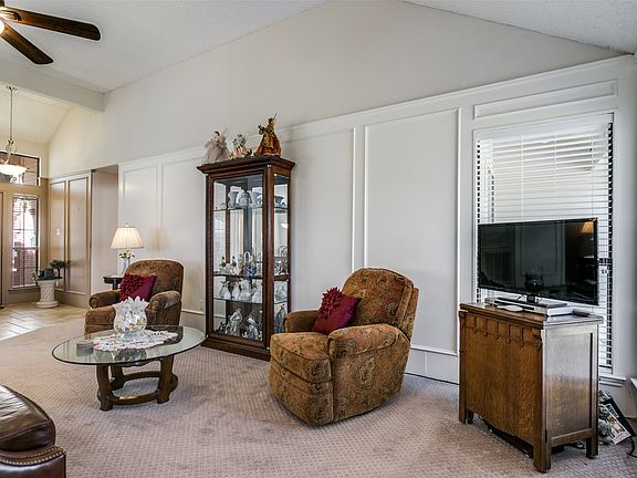 3rd image of 3414 Spring Willow Dr