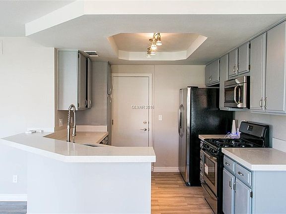 4th image of 8440 Charles Ct