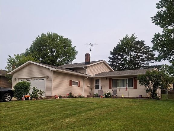 2nd image of 2590 Marda Dr