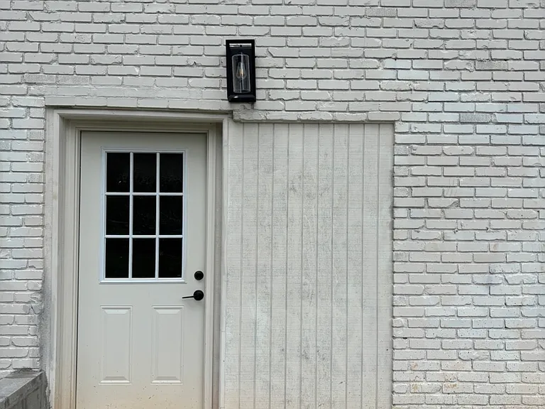 453 Briggs Cir #B — Photo 11