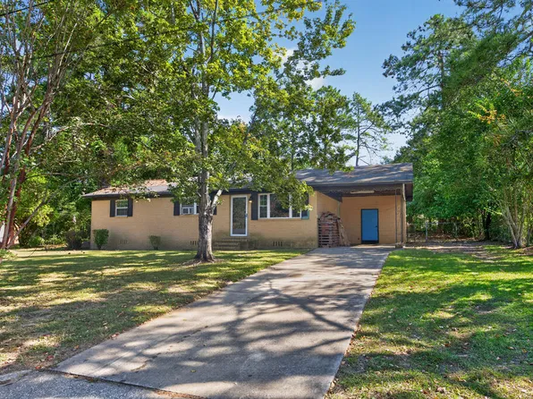 1805 Davis Ave, Tifton, GA 31794