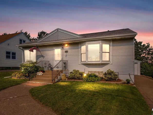 2614 Piedmont Ave, Duluth, MN 55811