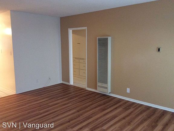 5th image of 325 Gladys Ave APT 2