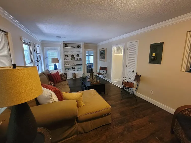 180 Peachtree Hollow Ct #180 — Photo 5