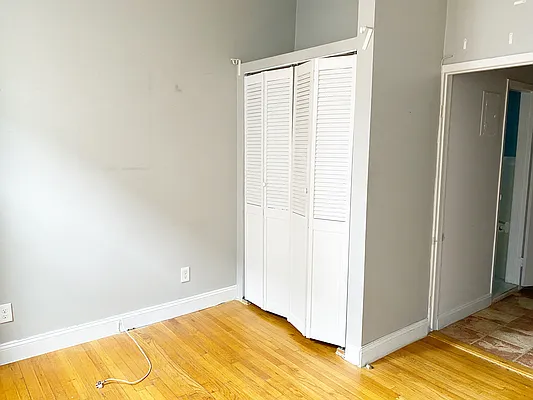 Rented by Waverly Realty Associates | media 16