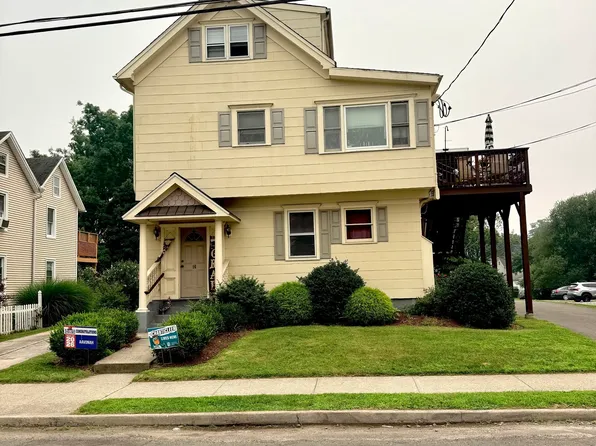 16 Cleveland Street, Danbury, CT 06810