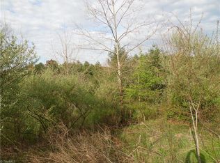 7 River Country Rd, Piney Creek, NC 28663