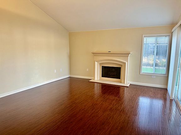 4th image of 28903 Valley Heights Dr