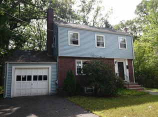 12 Keane Rd, West Roxbury, MA 02132
