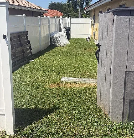 8520 Tourmaline Blvd — Photo 28