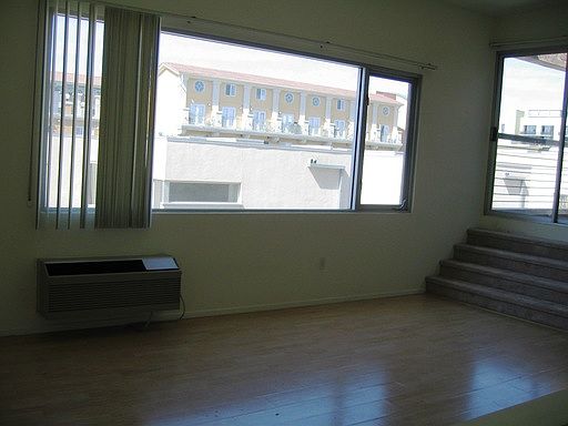 4th image of 1601 Kettner Blvd Unit 26