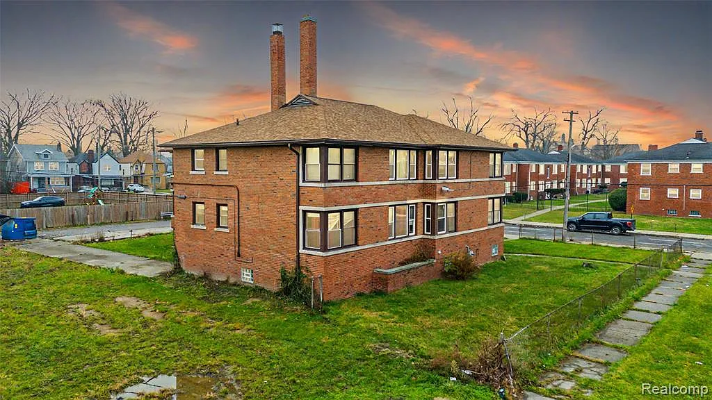 1 bed, 1.0 bath, 800 sqft, $1,000 — Photo 3