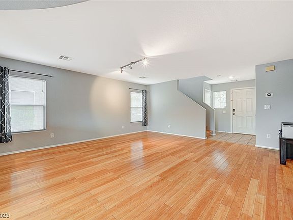 4th image of 7178 Garden Pond St