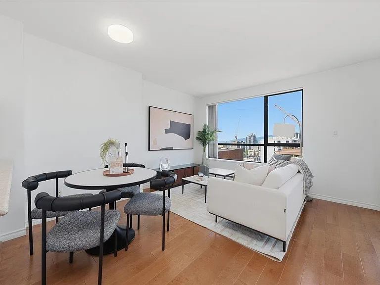 1189 Howe St #2409 — Photo 4