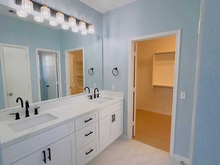 4712 Frost Hollow Dr — Photo 12