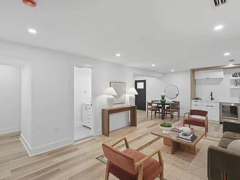 1355 Longfellow St NW — Photo 8