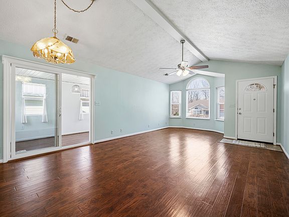 4th image of 121 Plantation Dr