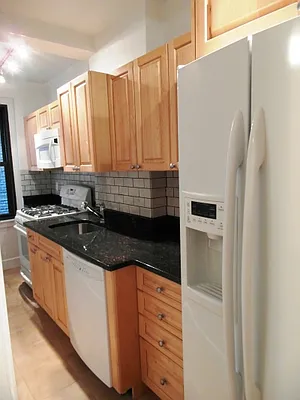 Rented by Citi Habitats | media 12