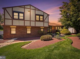 49 Misty Meadow Dr, Richboro, PA 18954