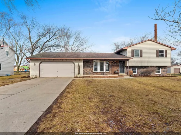 3638 Glenbrooke Ln, Green Bay, WI 54301