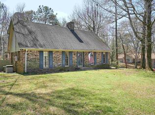 3052 Galaxy Dr, Hueytown, AL 35023