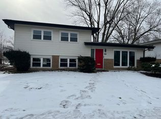 221 Early St, Park Forest, IL