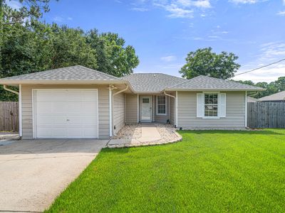 312 Oakdale Ave, Mary Esther, FL, 32569