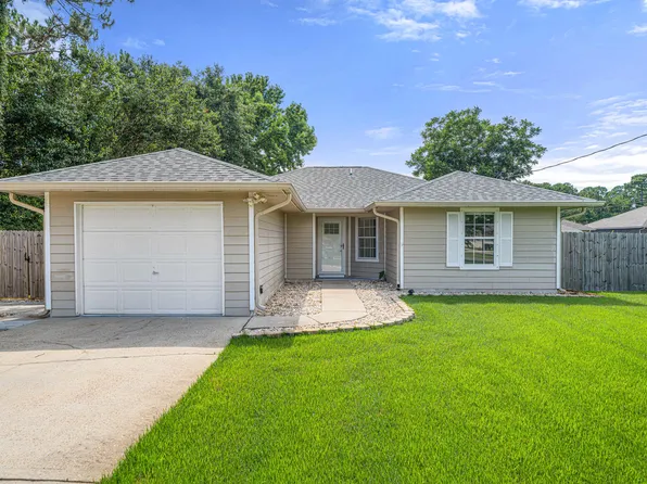 312 Oakdale Ave, Mary Esther, FL 32569