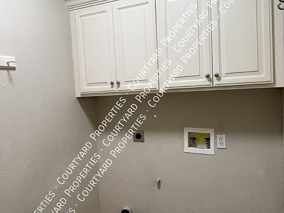 4th image of 2921 Longmeadow