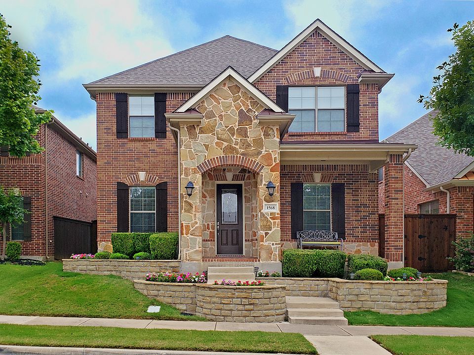 1st image of 1568 Barksdale Dr