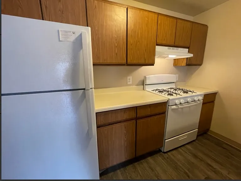 2340 Michael Ave SW — Photo 9