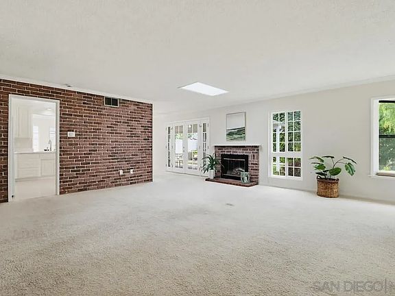 5th image of 1362 Saddleview Ct