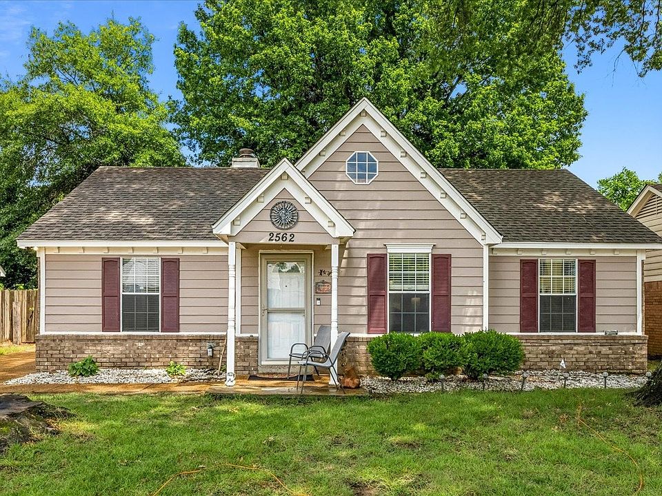 1st image of 2562 Appling Crest Dr