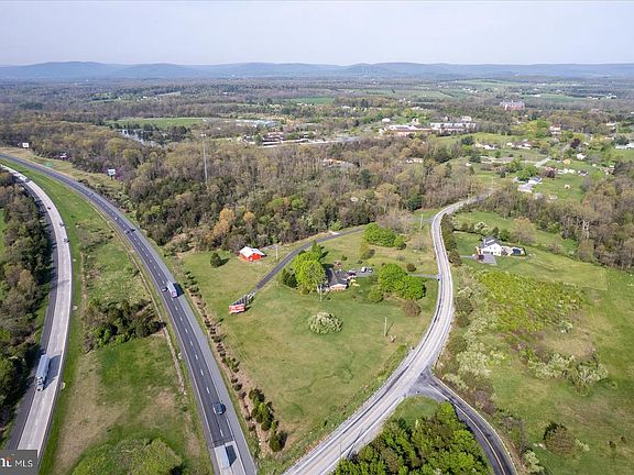5th image of 680 Barlow Greenmount Rd
