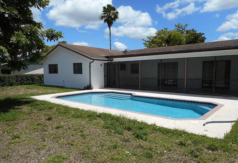 2nd image of 7701 NW 10th St