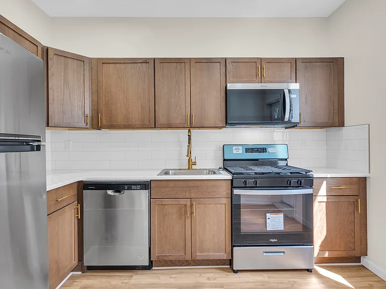 241 N Ruby St — Photo 21